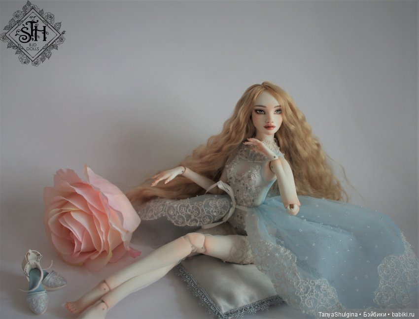 Оливия. Фарфоровая шарнирная кукла (фото 9)