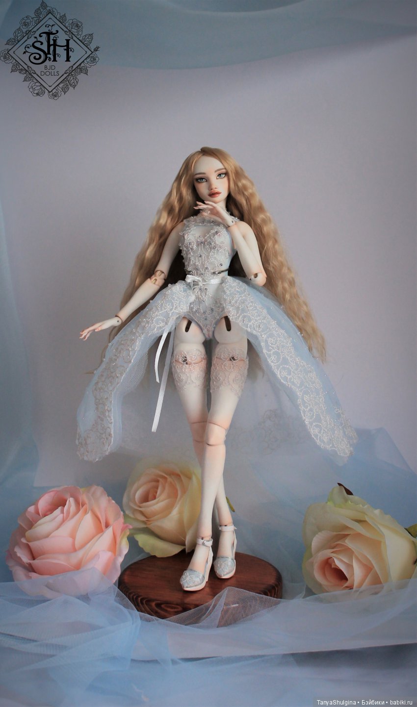 Оливия. Фарфоровая шарнирная кукла (фото 6)