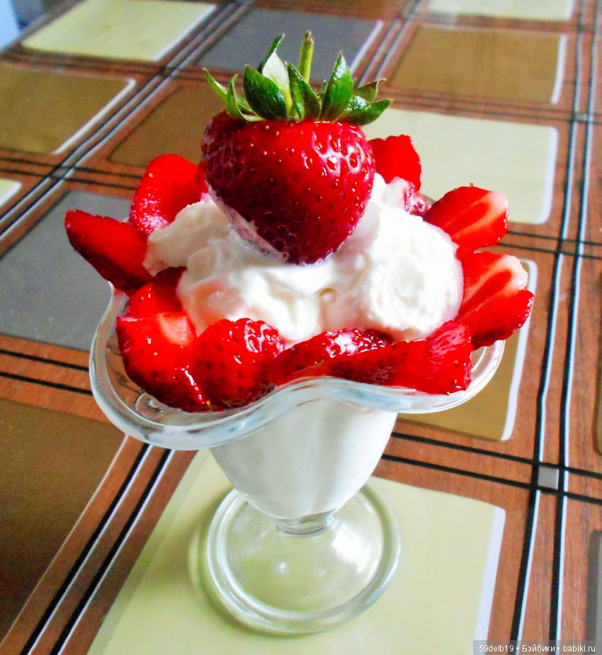 Клубника поспела - ароматом манит