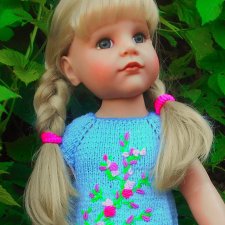 Кукольный гардероб: одежда с вышивкой