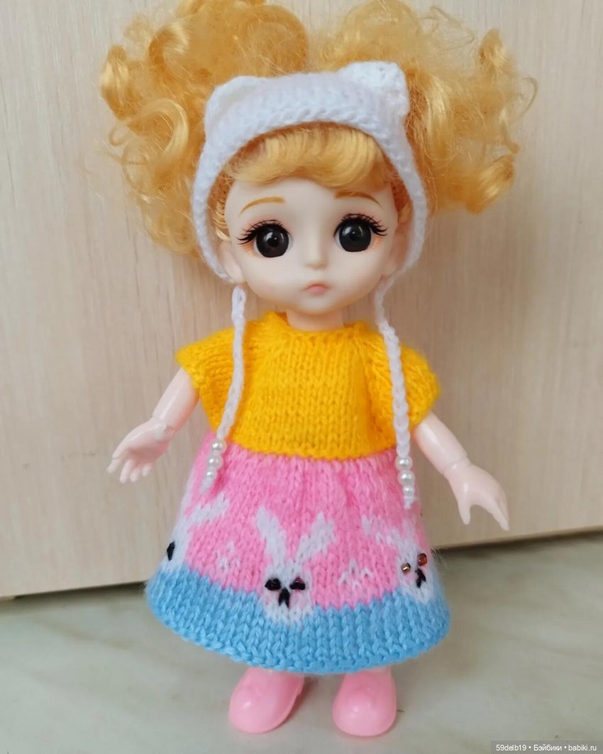 Новый яркий костюмчик для баболечки Теи (фото 4)