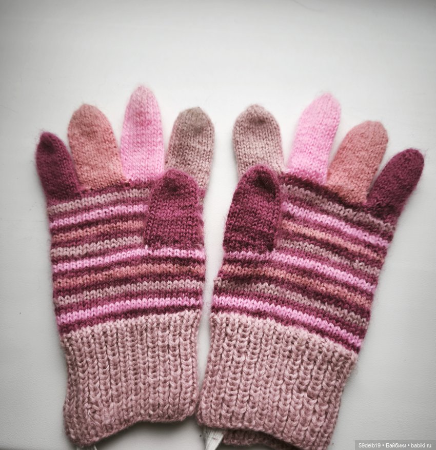 Яркие перчатки для внучки 4-х лет
