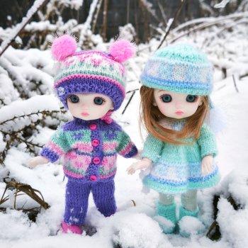 Снег выпал только в январе