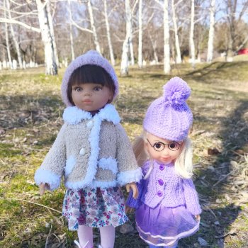 Среди берёз