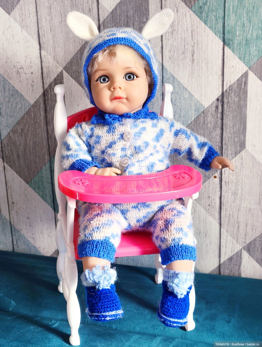 Ещё один костюмчик для внучкиного пупса