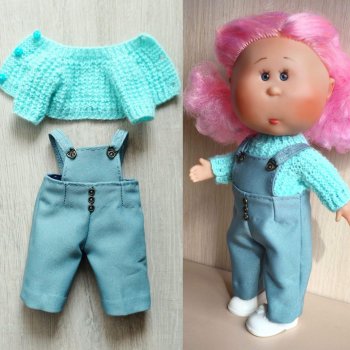 Модняшка Мия в новом комбинезоне и кофточке