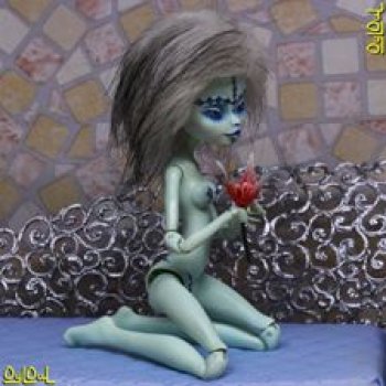 {24} Прямо в трепетные объятия