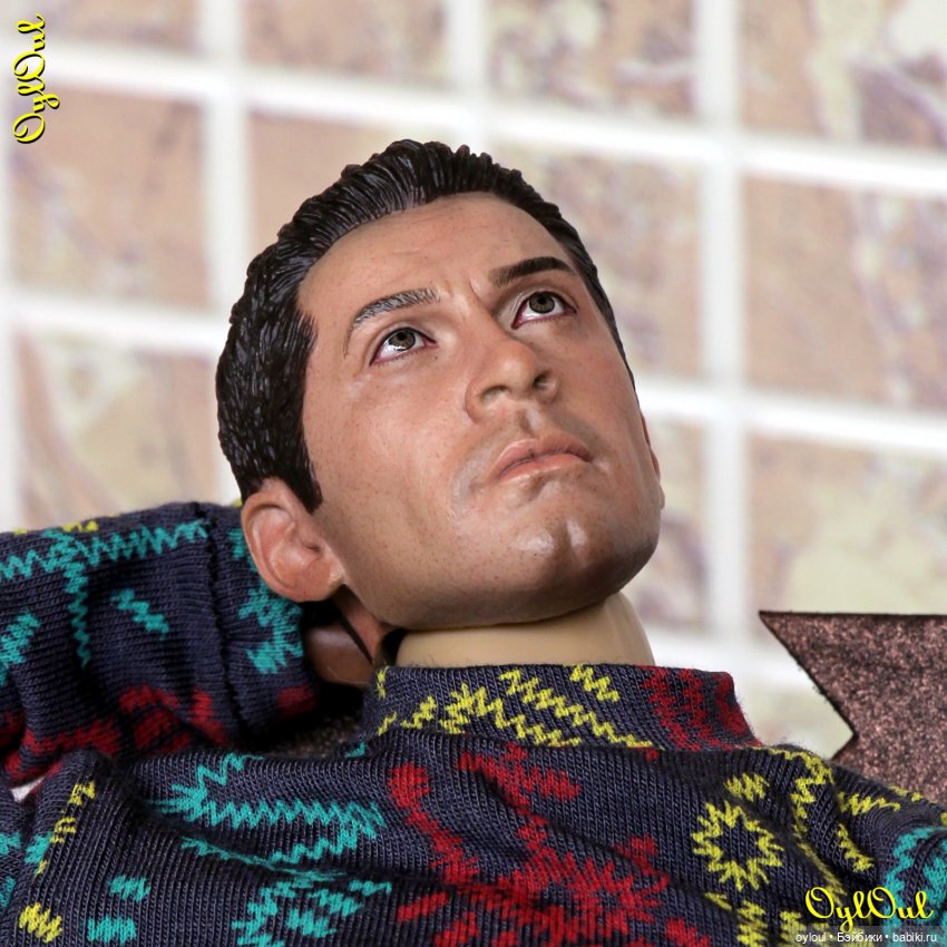 {33} Подчёркнуто угловатая