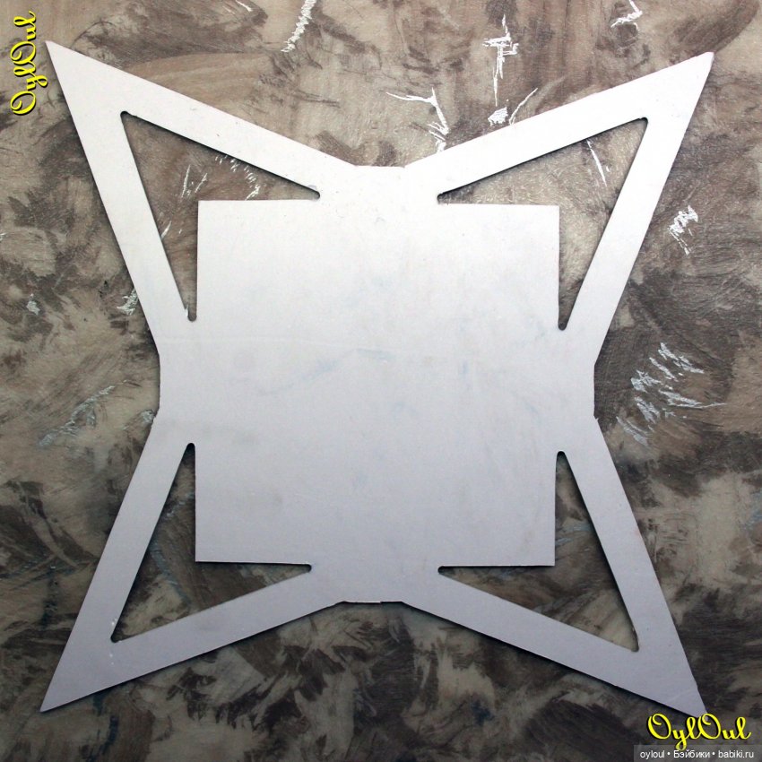 {33} Подчёркнуто угловатая