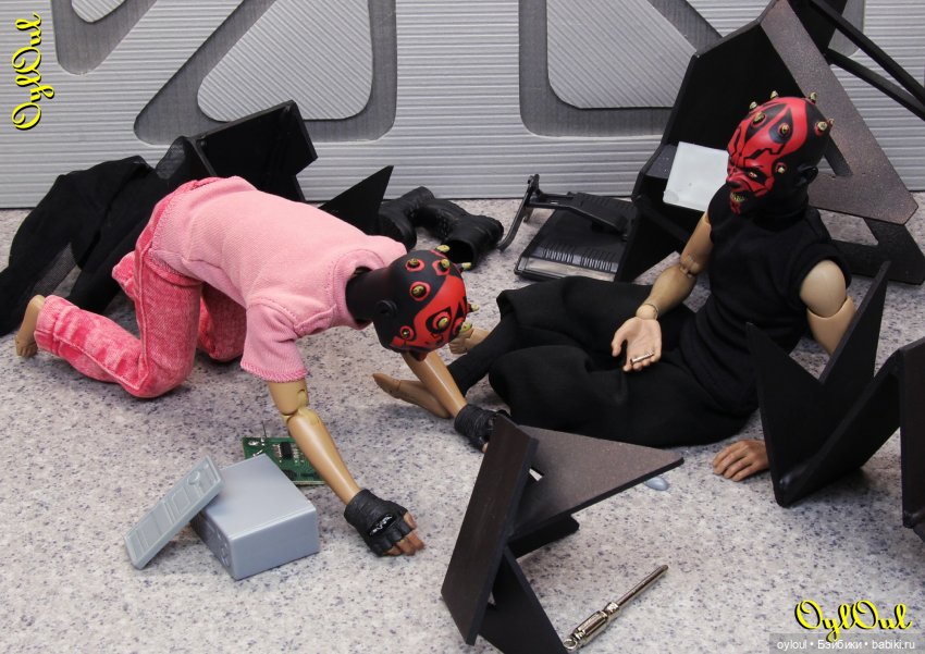 {33} Подчёркнуто угловатая