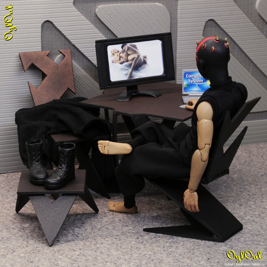 {33} Подчёркнуто угловатая