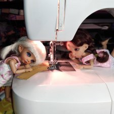 Кипит работа! Мои помощницы