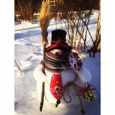 Снеговичок пухлячок. Кукла из ткани