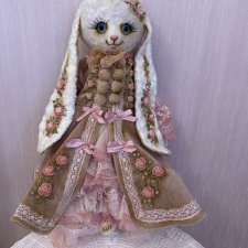 Плюшевая зайка "Анжелика" ручной работы