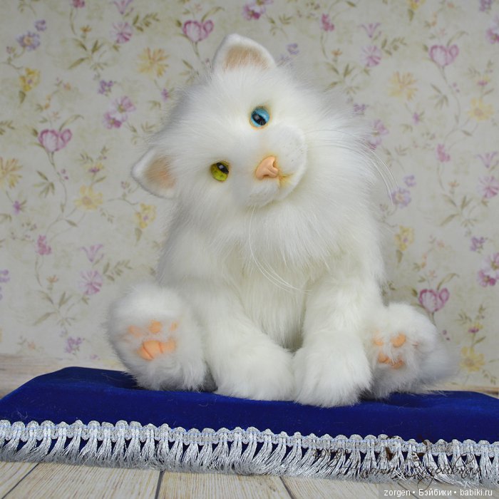 Кошки - невероятные создания. Игрушка ручной работы (фото 5)