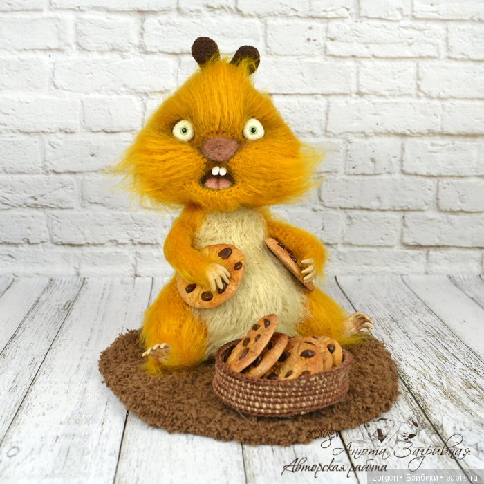 Страсти по печенюхам - игрушка вязанная крючком (фото 8)