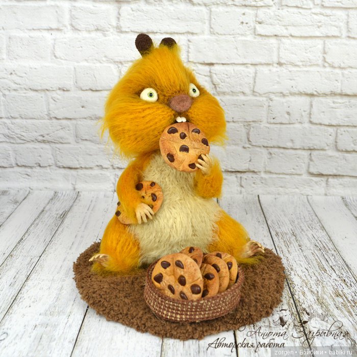 Страсти по печенюхам - игрушка вязанная крючком (фото 9)