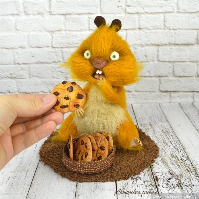 Страсти по печенюхам - игрушка вязанная крючком (фото 3)
