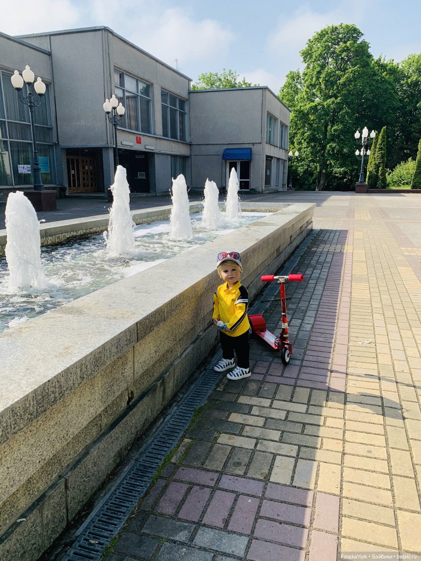 Купи ребёнку самокат-и со спокойной жизнью можно проститься. Первое лето Марка