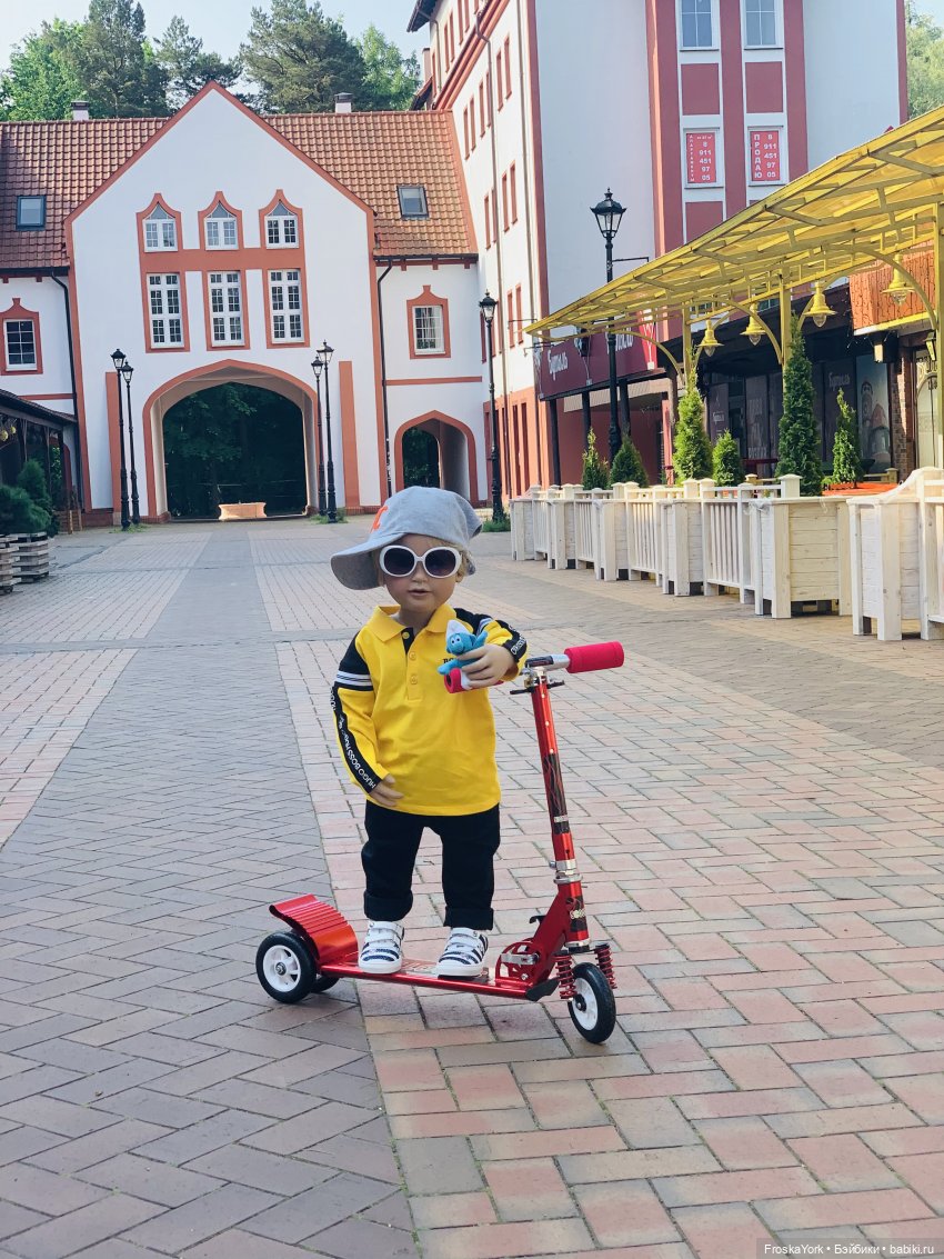 Купи ребёнку самокат-и со спокойной жизнью можно проститься. Первое лето Марка (фото 7)