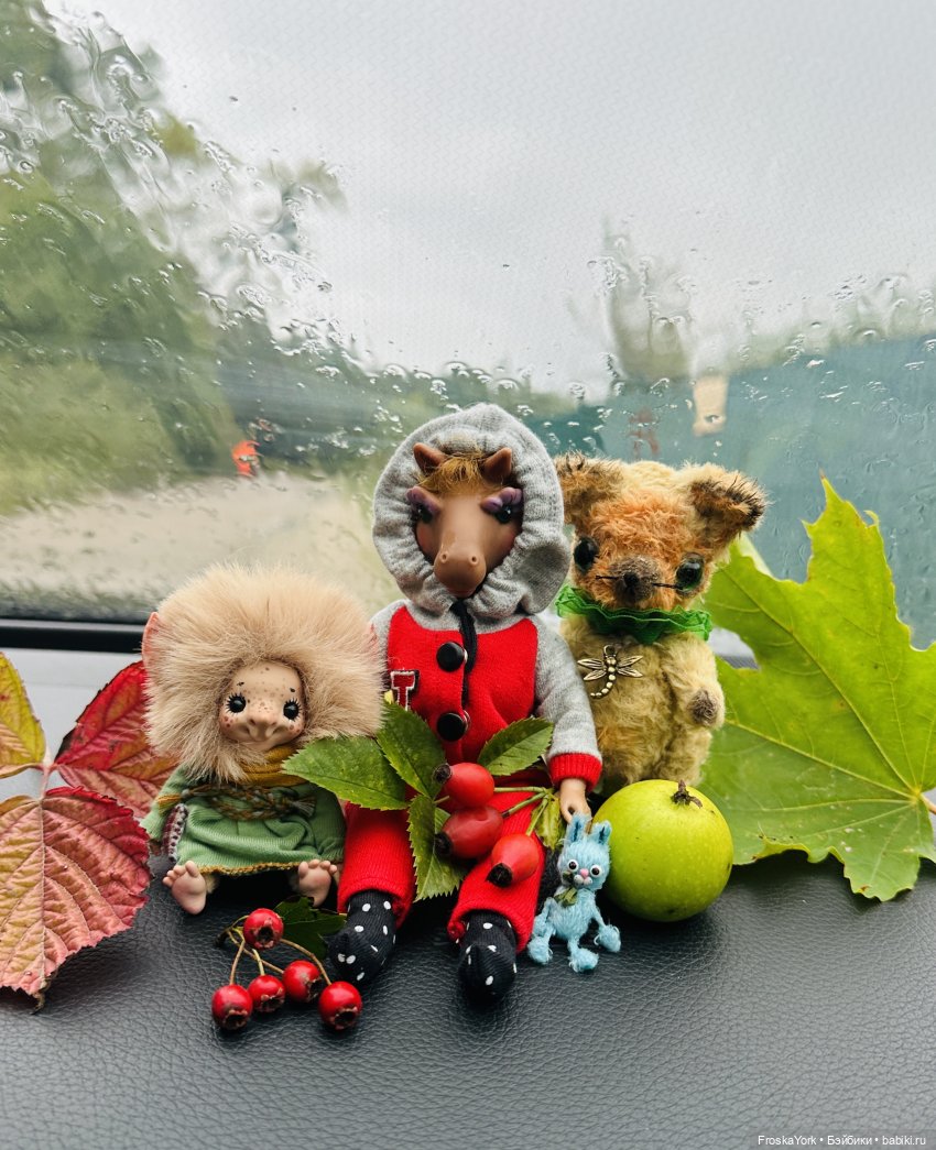 Тётя-Лошадь, Айка и Лисик❤️🍁Наш завтрак у морька🌊🍁🌧️