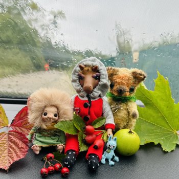 Тётя-Лошадь, Айка и Лисик❤️🍁Наш завтрак у морька🌊🍁🌧️