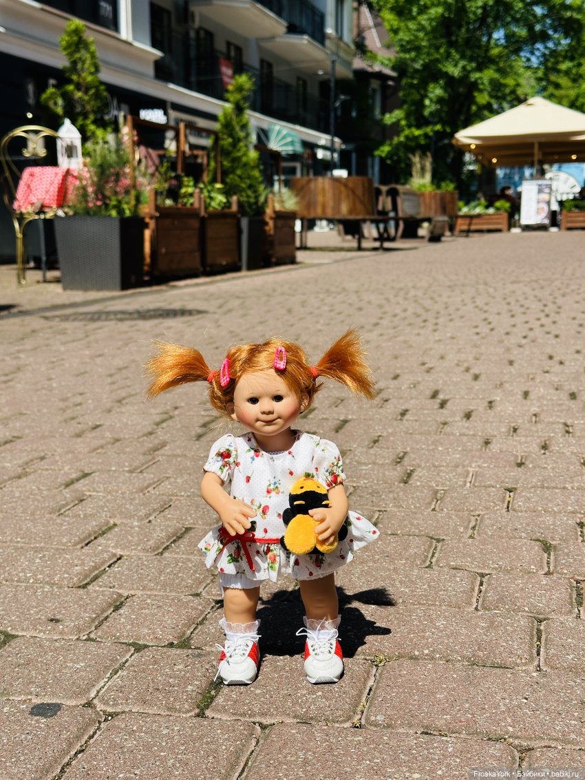 Первая прогулка солнышка-Мелисски💃😍