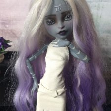 Лялечка Monster High