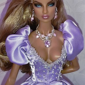 FR: Дама при дворе 🌹