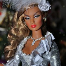 Последняя скидка! Della Roux Integrity toys