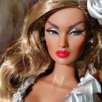 Della Roux Frosted Passion