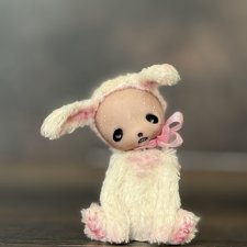 Зайчик от Саши Головиной