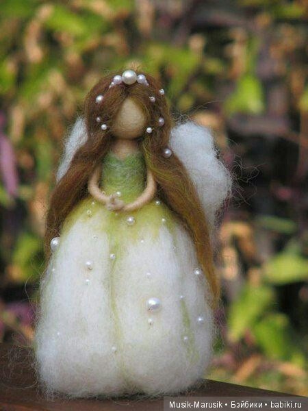 Удивительные куколки из шерсти (фото 5)