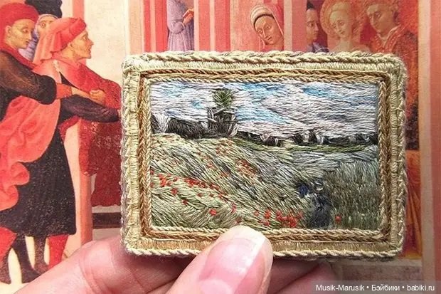 Удивительные вышитые броши Леры Петуниной