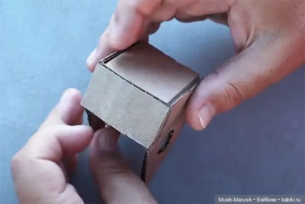 Рождественский домик: джут, картон и немного любви (фото 3)