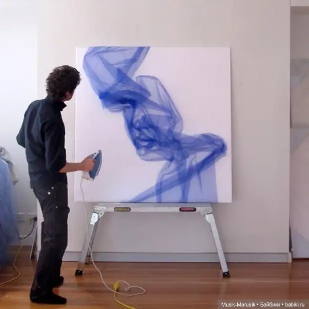 Художник использует обычный тюль, придает ему форму и создает невероятную красоту (фото 6)