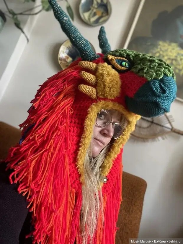 Девушка создала 18 уникальных и невероятно красивых вязаных крючком шапок с животными, которые нашли массу поклонников (фото