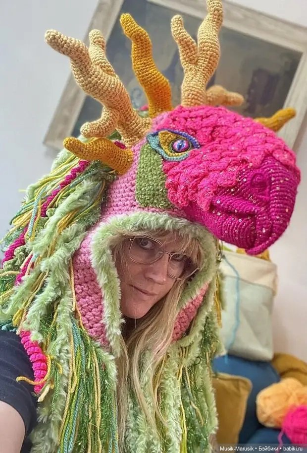 Девушка создала 18 уникальных и невероятно красивых вязаных крючком шапок с животными, которые нашли массу поклонников (фото