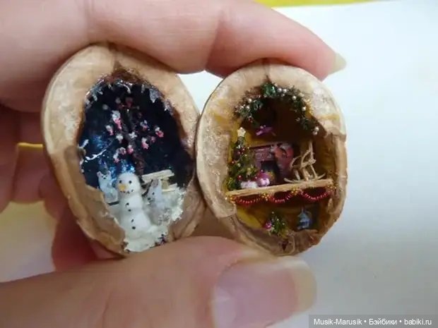 «Сокровища из мусора»: как Елена Иванова создает миниатюры в ореховой скорлупе (фото 2)