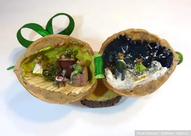 «Сокровища из мусора»: как Елена Иванова создает миниатюры в ореховой скорлупе (фото 10)