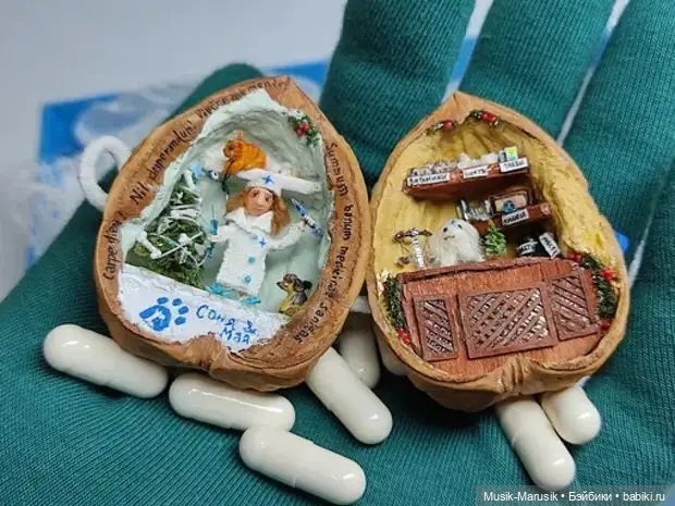 «Сокровища из мусора»: как Елена Иванова создает миниатюры в ореховой скорлупе (фото 6)