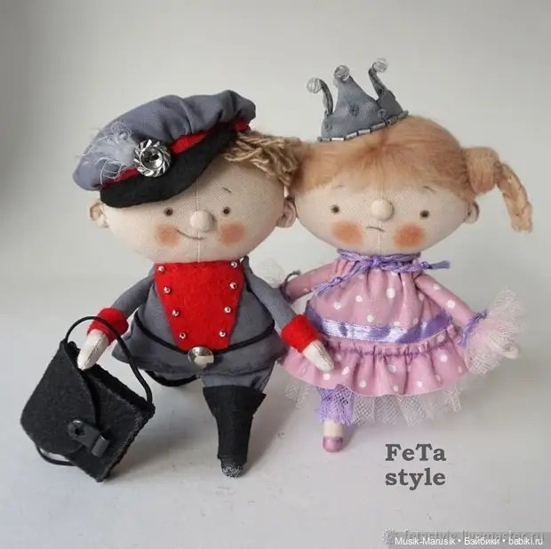 Тряпичные игрушки Fetastyle: глядя на них, не получается удержаться от улыбки и воспоминаний о детстве (фото 2)