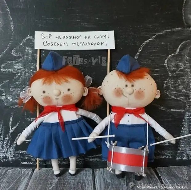 Тряпичные игрушки Fetastyle: глядя на них, не получается удержаться от улыбки и воспоминаний о детстве (фото 7)