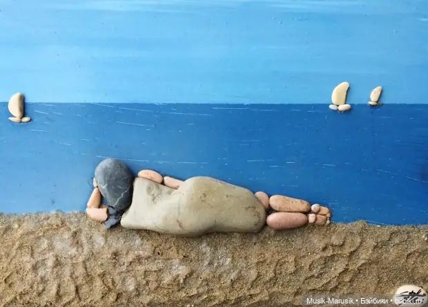 Художник составляет удивительно реалистичные картины из камней, найденных на пляже (фото 2)