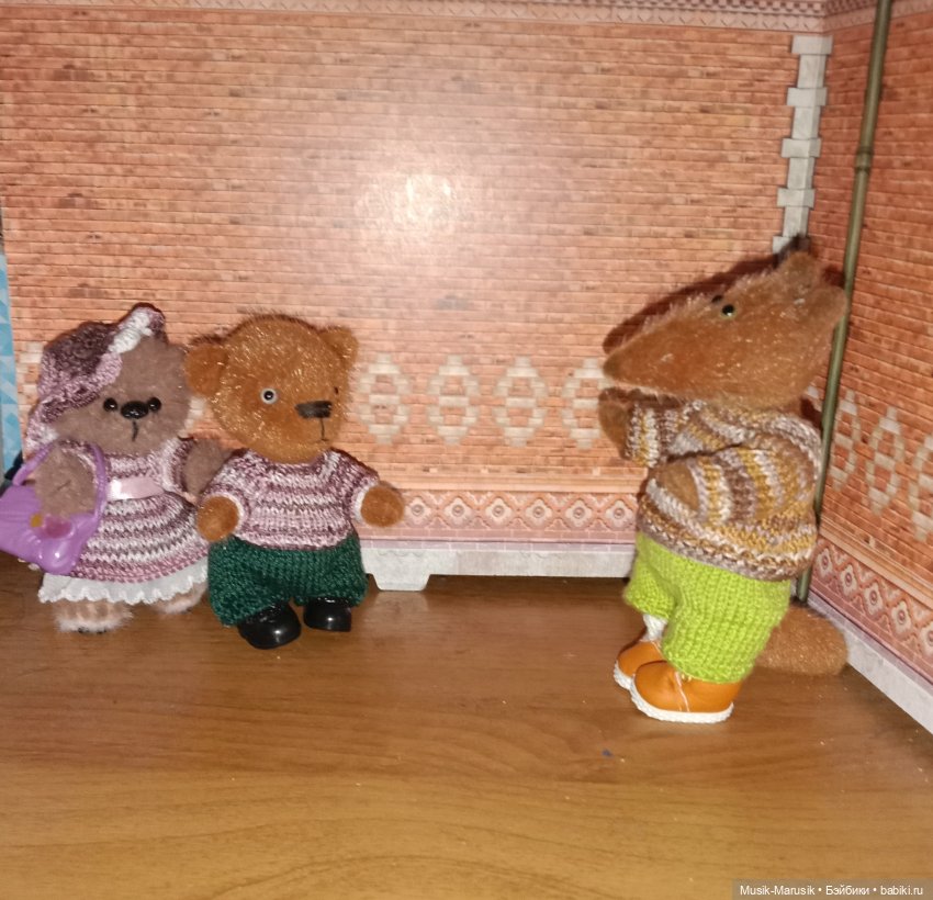 Платон — Авторские игрушки из разных материалов: синельная проволока (фото 4)