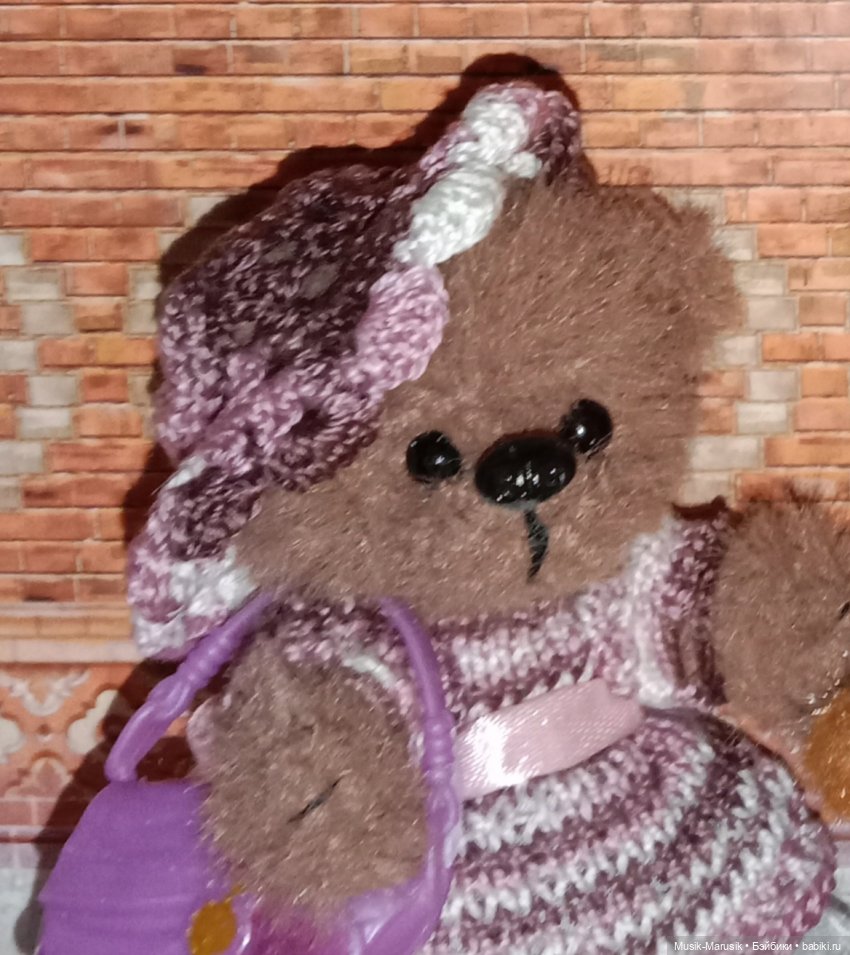 Платон — Авторские игрушки из разных материалов: синельная проволока (фото 10)