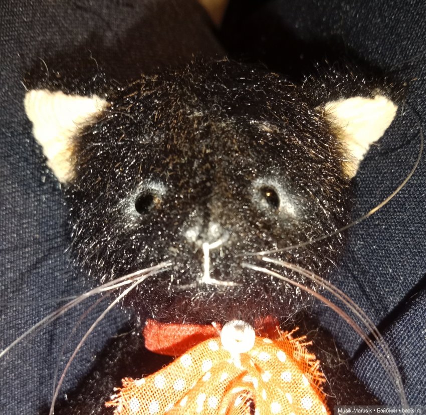 Платон — Авторские игрушки из разных материалов: синельная проволока (фото 8)