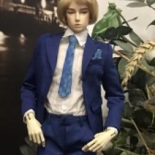 Главное - чтобы костюмчик сидел!