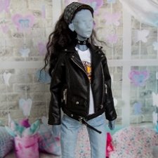 Кожаная куртка и джинсы на Химеру