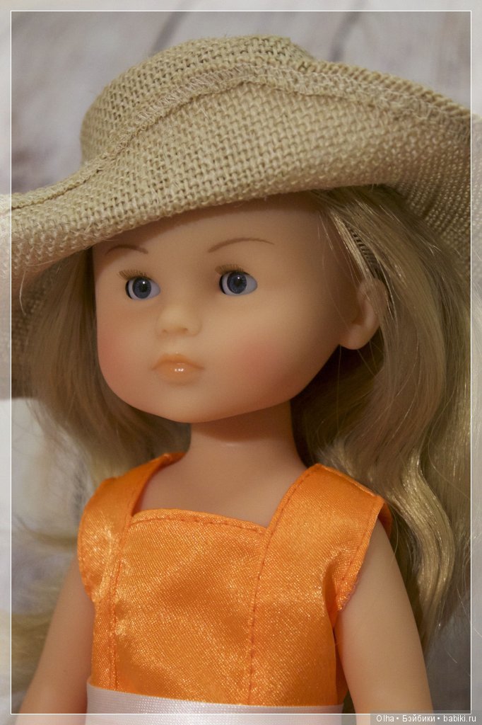 Corolle Les Cheries, Camille